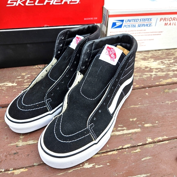 Vans Black High-Top Men's Shoes - Picture 2 of 16